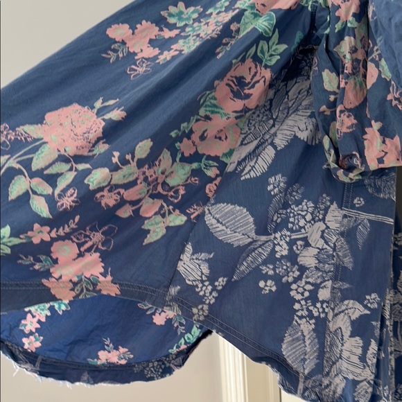 WE THE FREE Cosette Floral Chambray Combo Pullover Top EUC Size XLarge - Picture 12 of 12